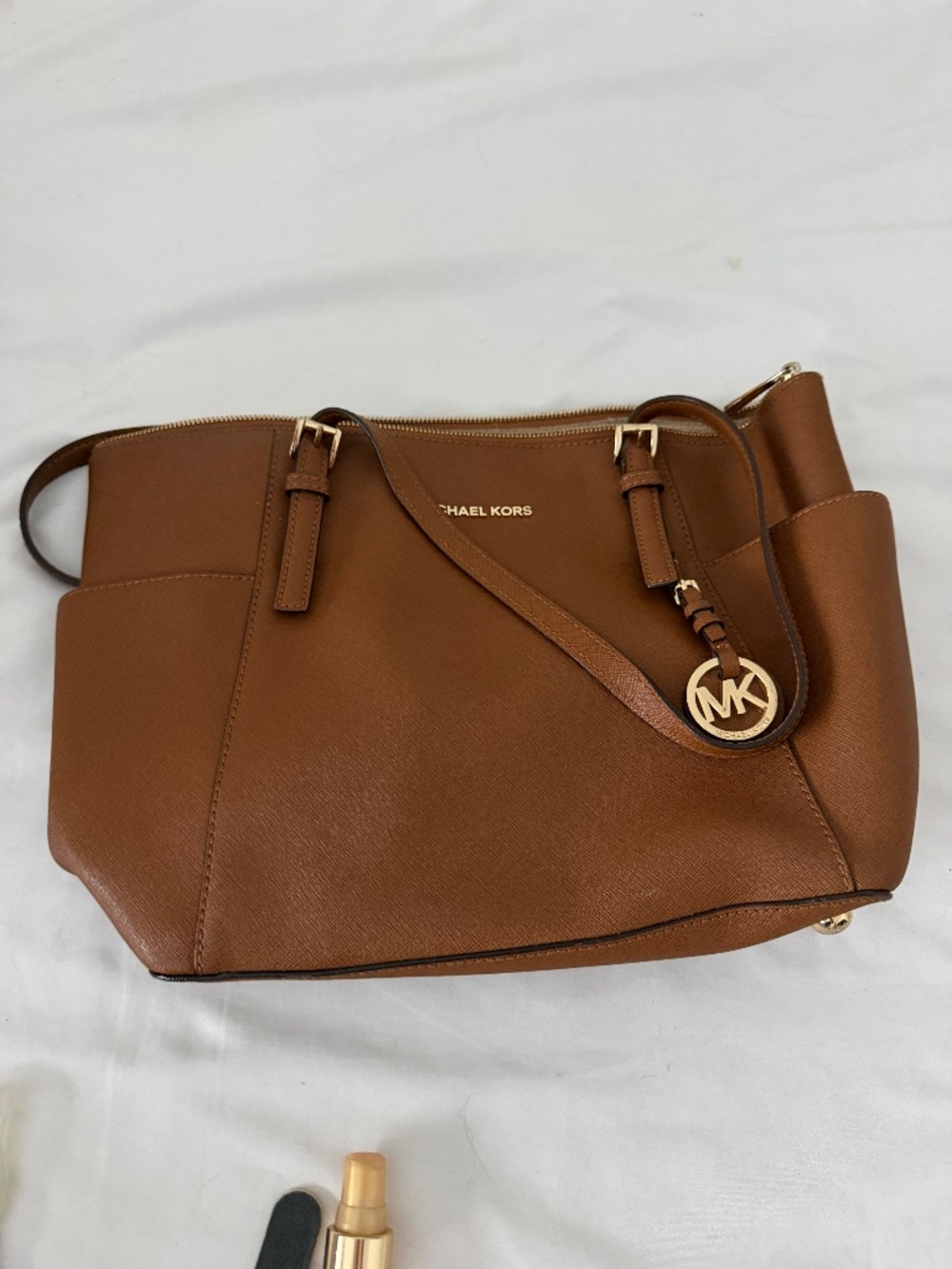 Michael Kors Jet Set Saffiano Leather Crossbody Tote – Luggage Brown
